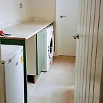 Martindale Close - 3 Bedrooms - Sleeps 5 *