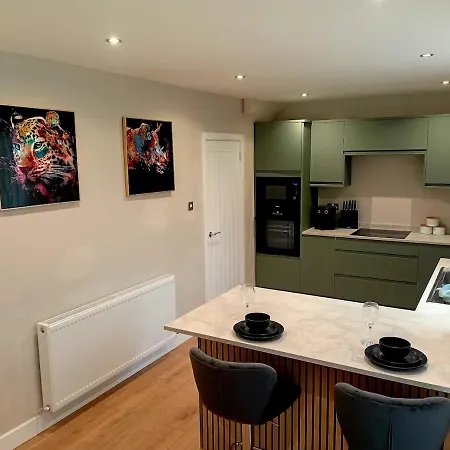 アパート Martindale Close - 3 Bedrooms - Sleeps 5 ホワイトヘイブン