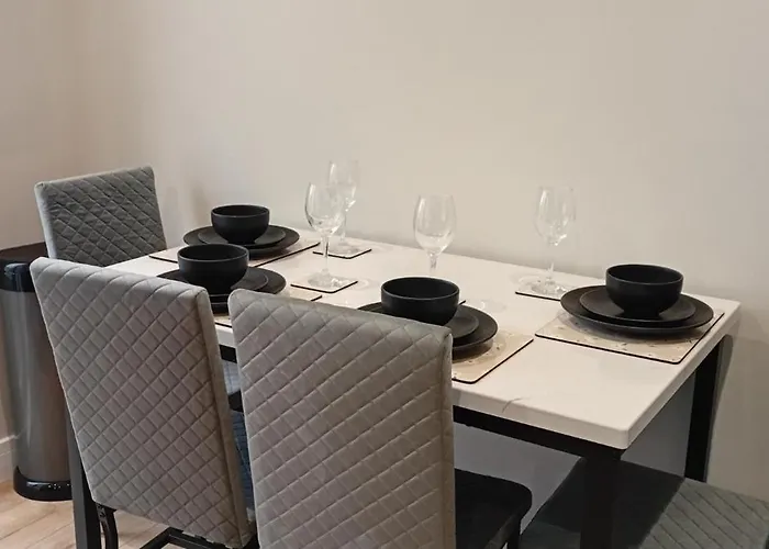 Martindale Close - 3 Bedrooms - Sleeps 5 Apartment Whitehaven